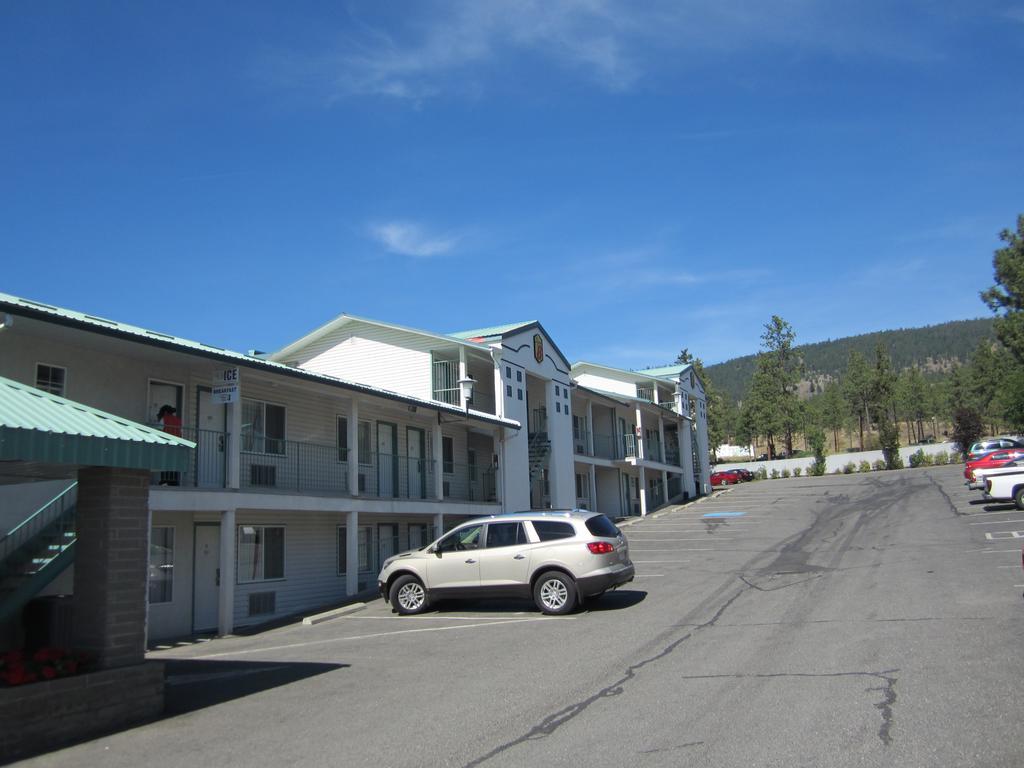 Sage Inn Merritt BC Buitenkant foto